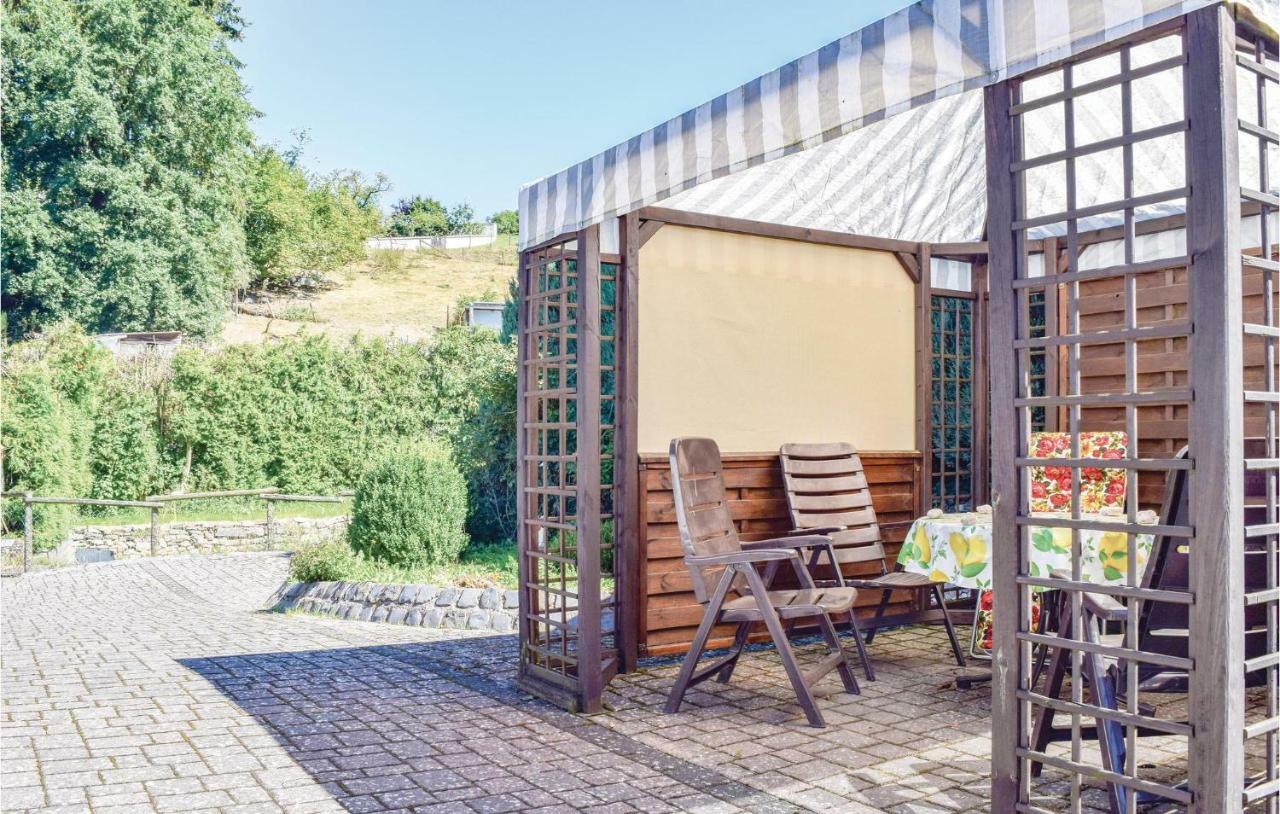 Cozy Home In Sellerich With Kitchen Exteriör bild
